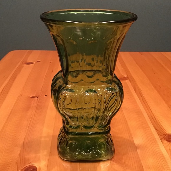VINTAGE ART DECO GREEN GLASS VASE - Picture 2 of 5